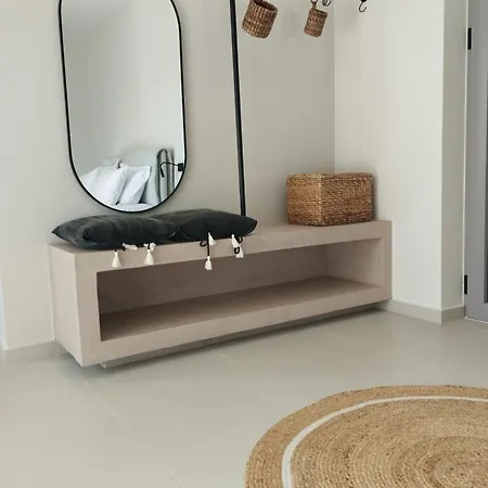 Pnoe Eco Residences 4*
