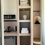 Pnoe Eco Residences Aparthotel
