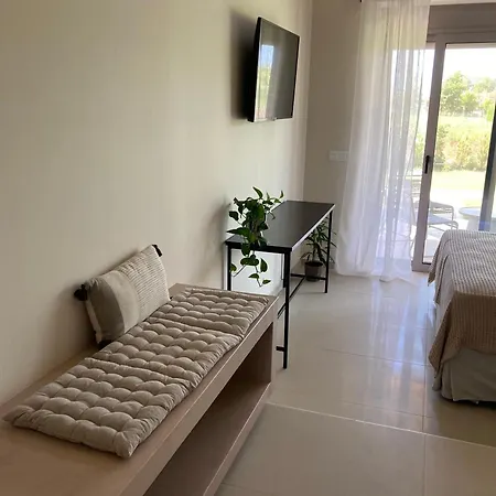 Lägenhetshotell Pnoe Eco Residences Amaliada